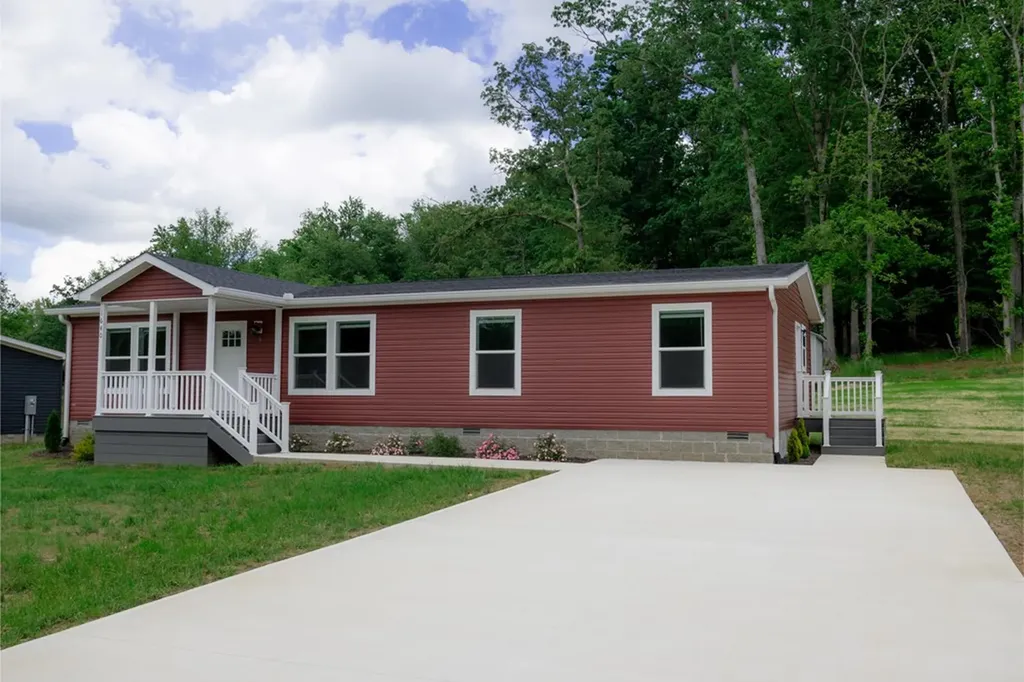 1640 Anna Maria Lane Cookeville TN 38501