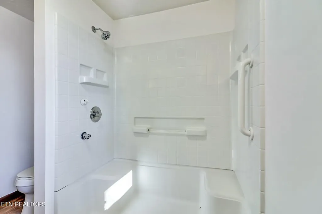 2919 Highway 68 Crossville TN 38555