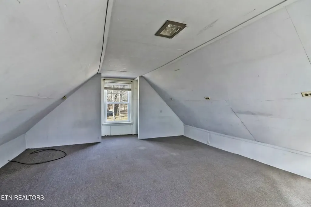 2919 Highway 68 Crossville TN 38555