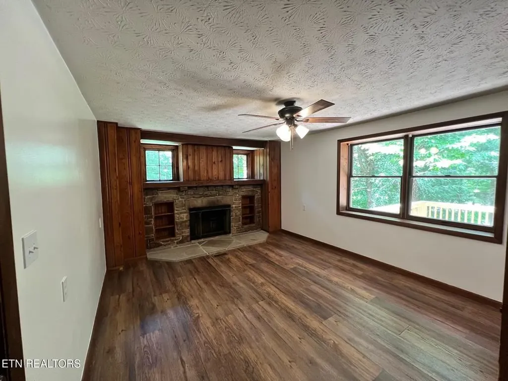 2919 Highway 68 Crossville TN 38555