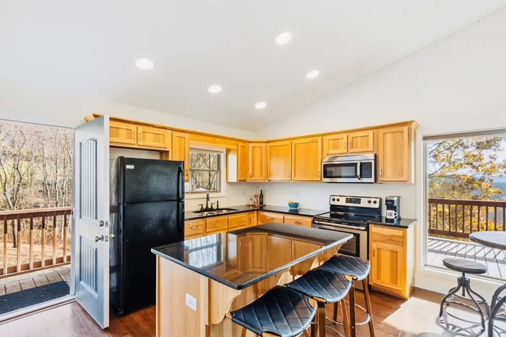 270 Eagle Mountain Road Granville TN 38564