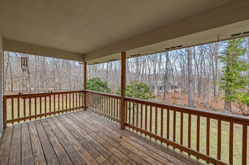 696 Laurel Circle Crossville TN 38555