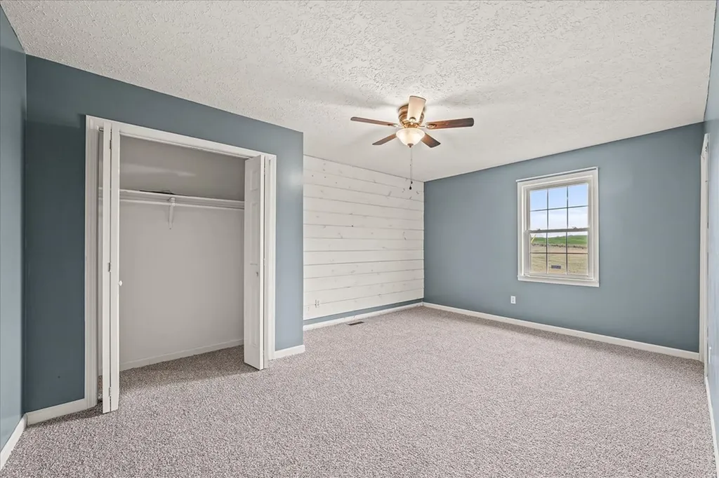 11216 Clay County Highway Moss TN 38575