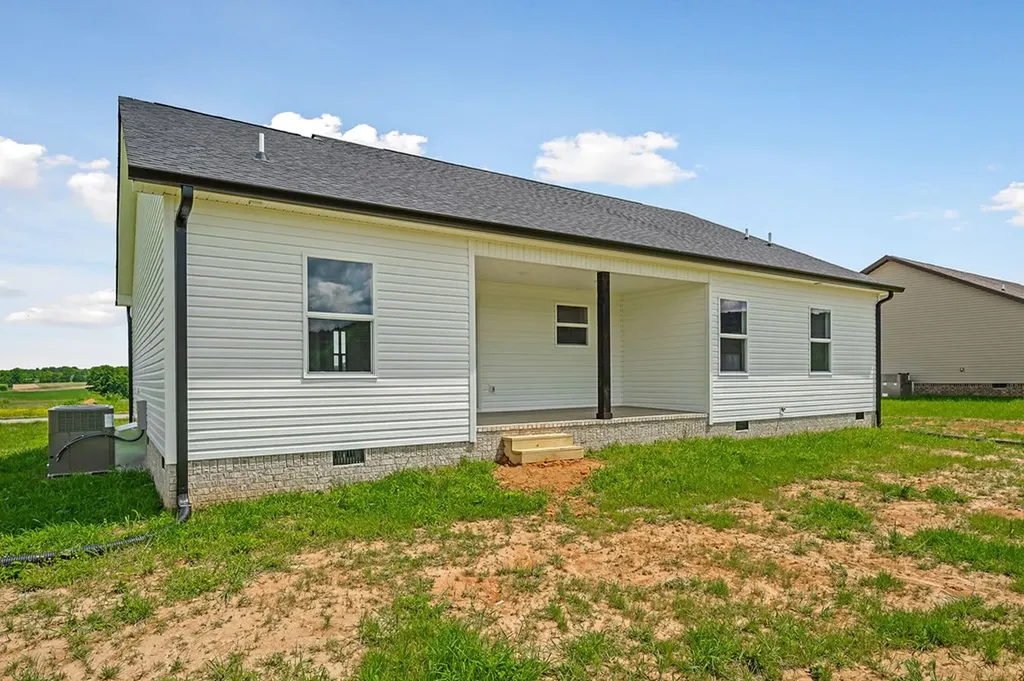 177 Dairy Barn Road Sparta TN 38563