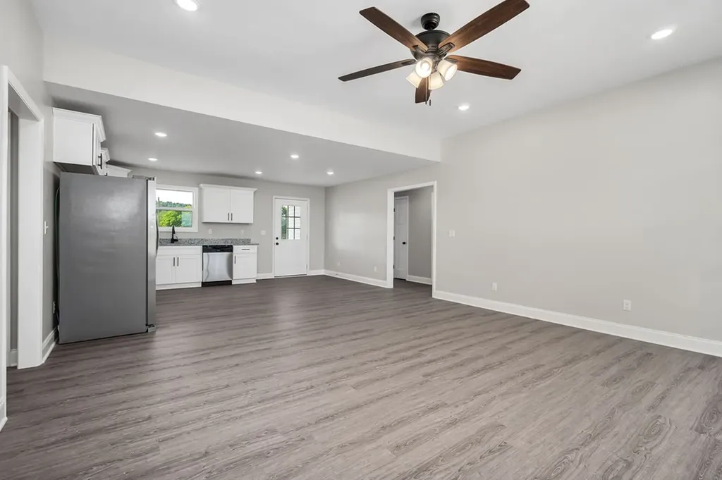 177 Dairy Barn Road Sparta TN 38563