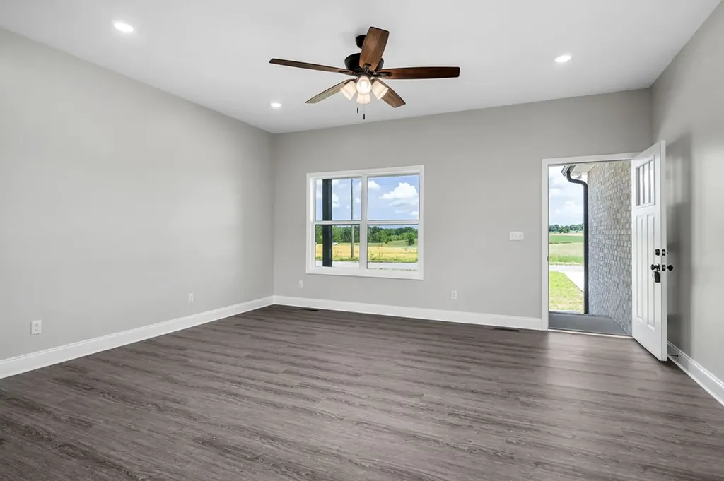 177 Dairy Barn Road Sparta TN 38563