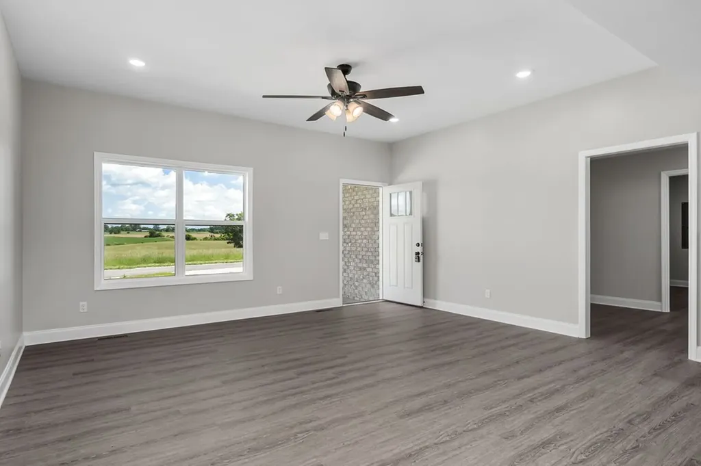 177 Dairy Barn Road Sparta TN 38563