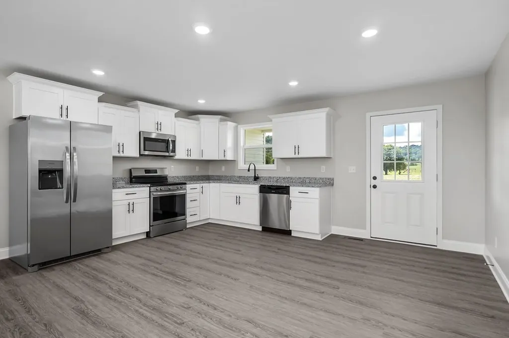 177 Dairy Barn Road Sparta TN 38563