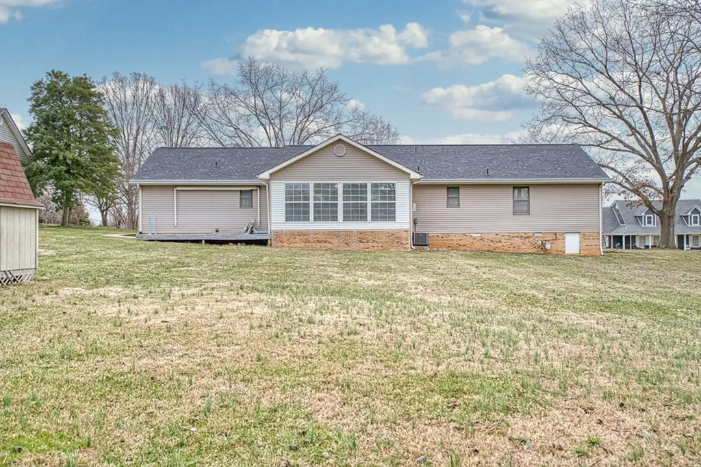 2661 Preakness Drive Cookeville TN 38506