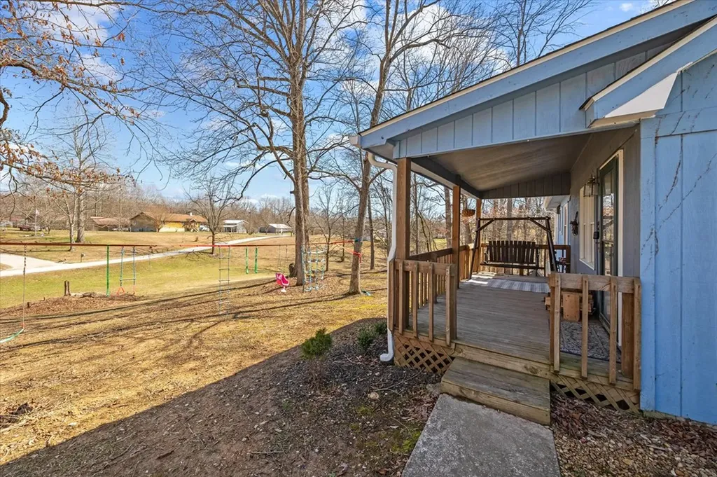 1020 Center Lane Byrdstown TN 38549