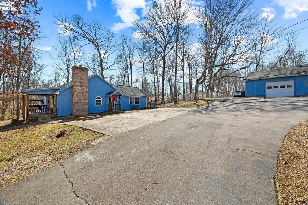 1020 Center Lane Byrdstown TN 38549