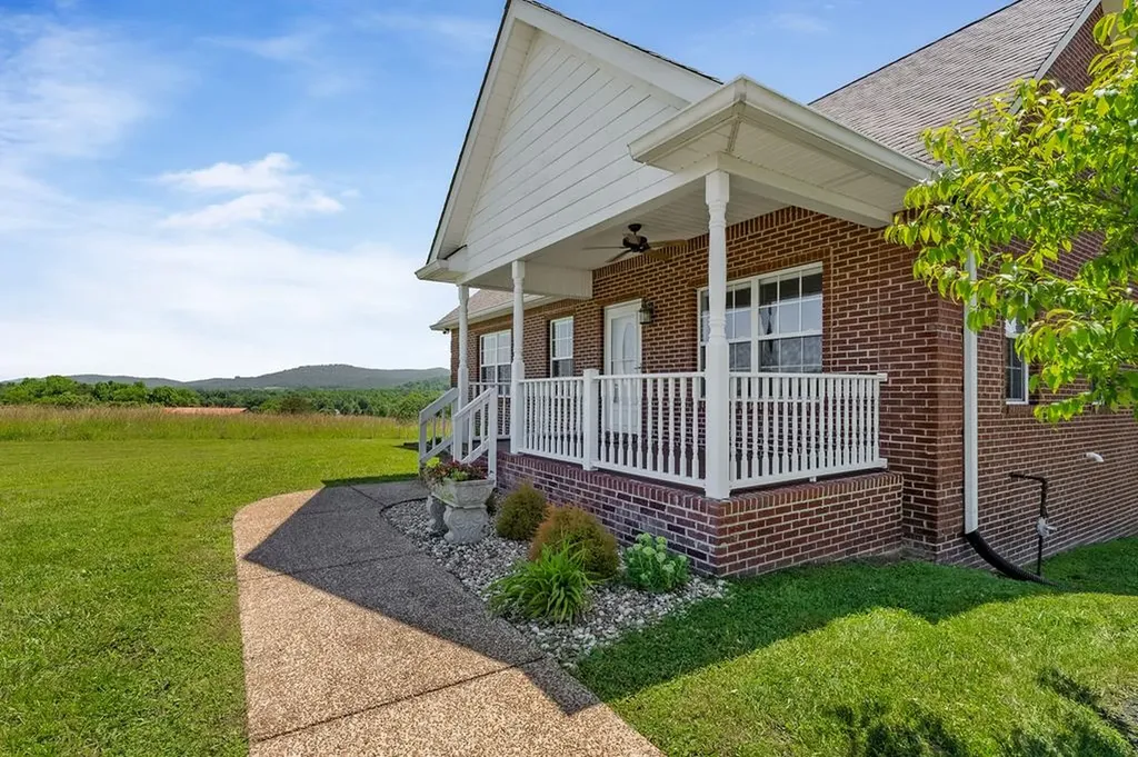 464 Wilder Highway (76 Ac) Alpine TN 38543