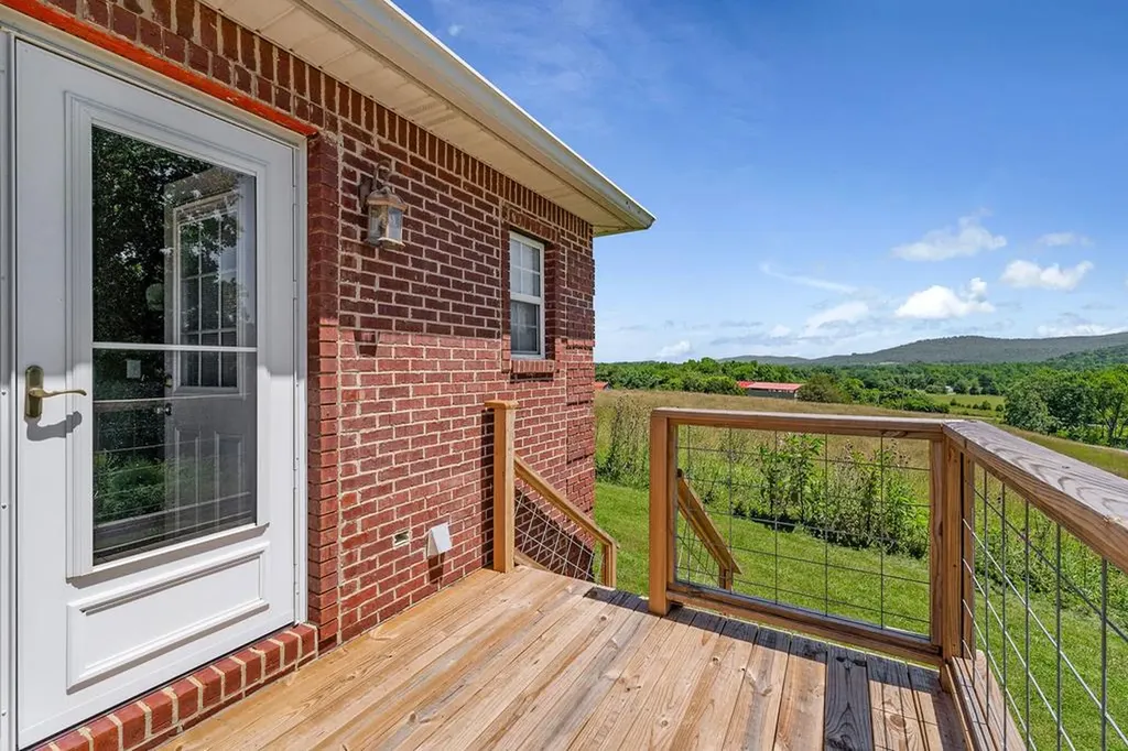 464 Wilder Highway (76 Ac) Alpine TN 38543