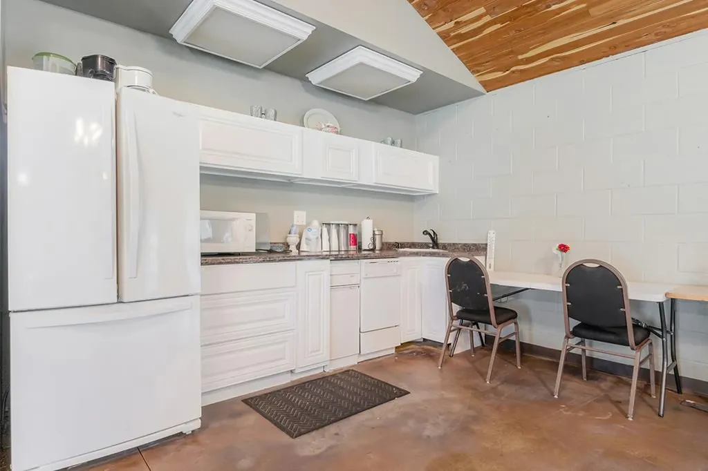 464 Wilder Highway (76 Ac) Alpine TN 38543