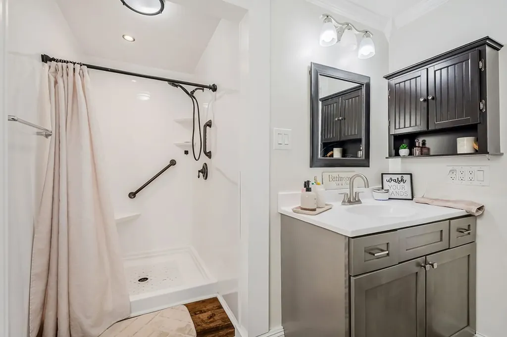 113 N Spring Street Sparta TN 38583