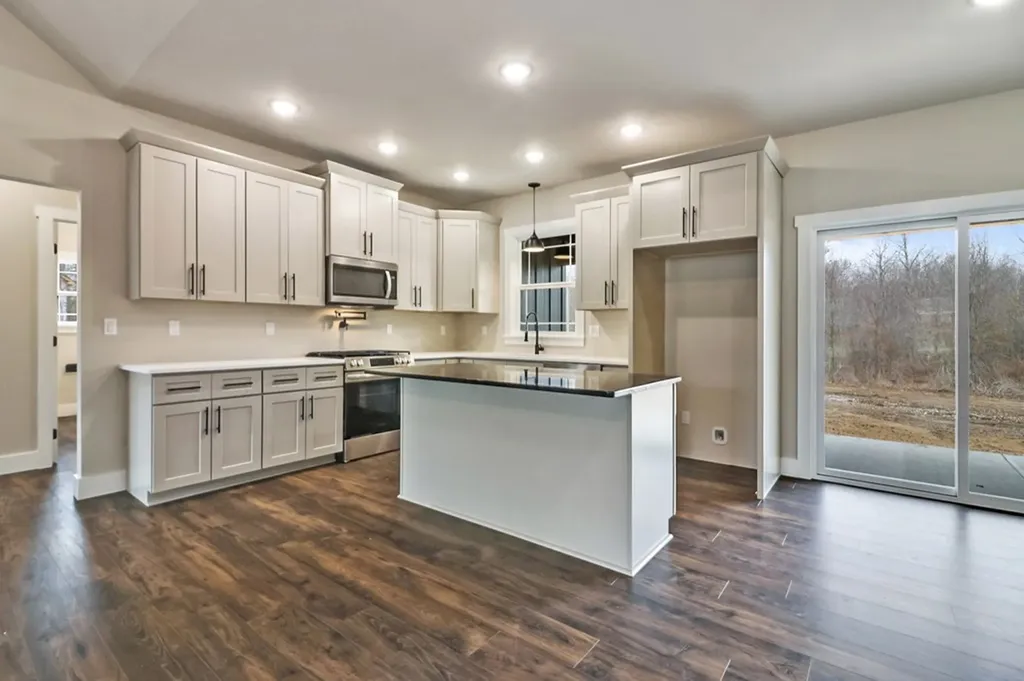 1076 Hargis Road Grimsley TN 38565