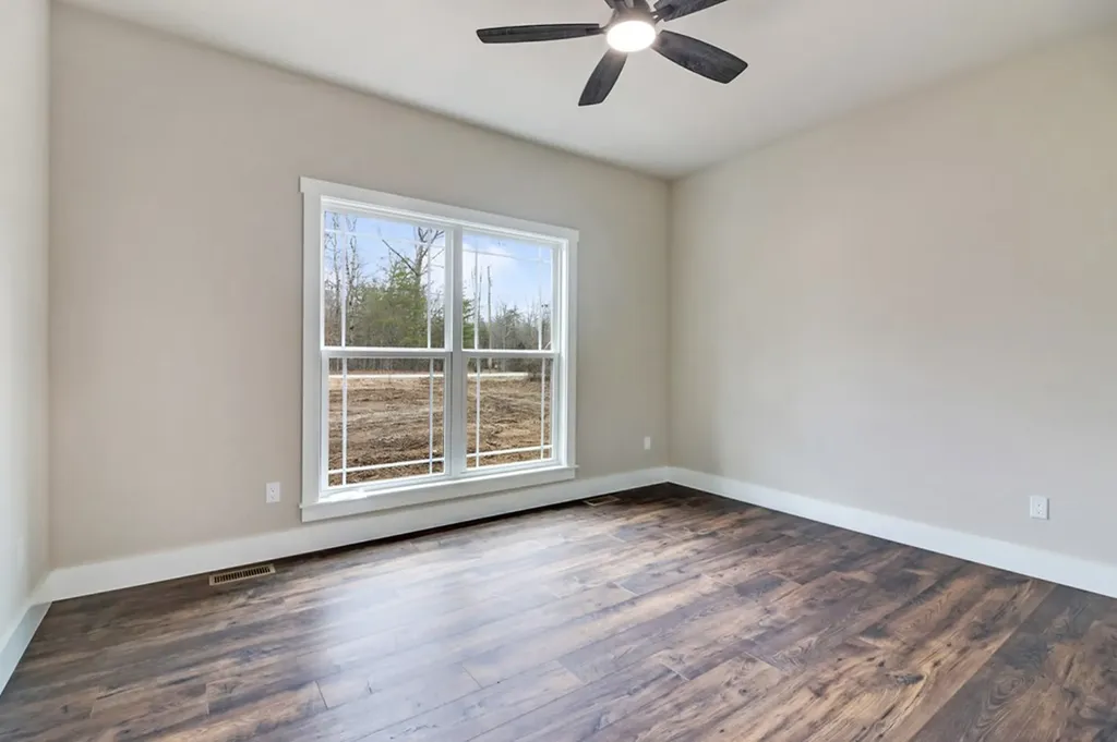 1076 Hargis Road Grimsley TN 38565