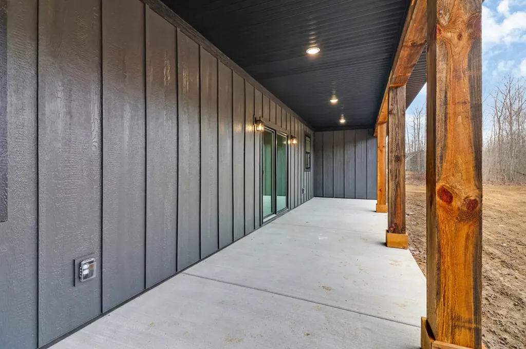 1076 Hargis Road Grimsley TN 38565