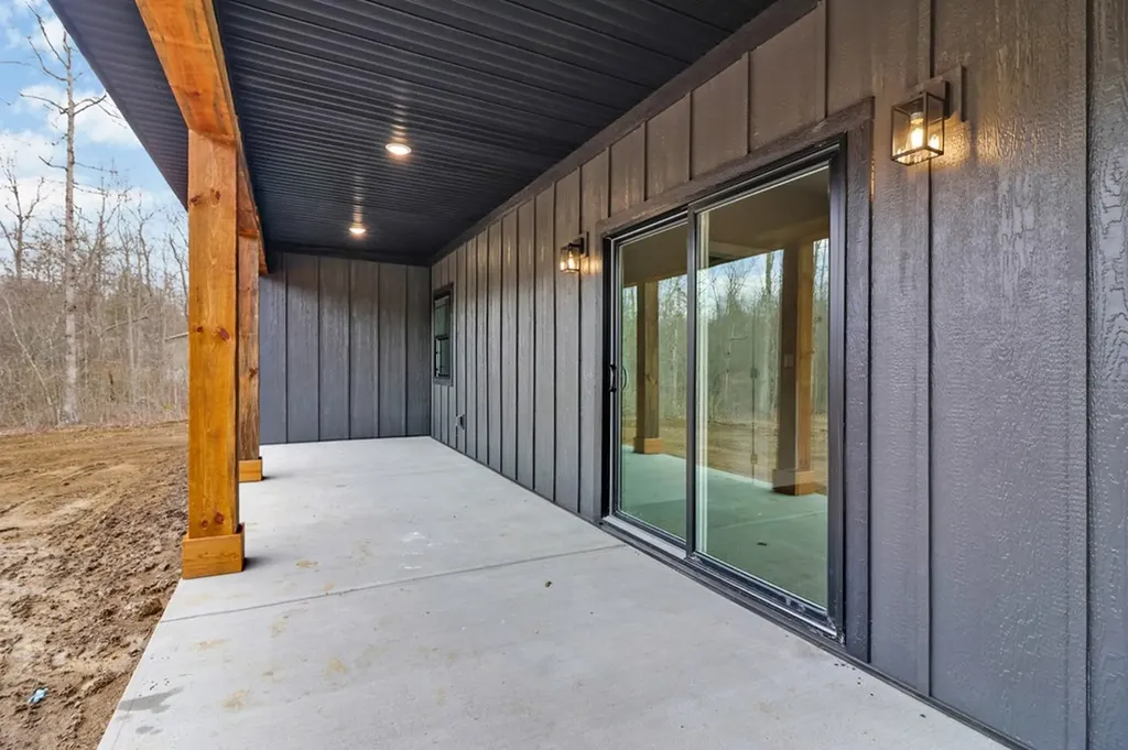 1076 Hargis Road Grimsley TN 38565