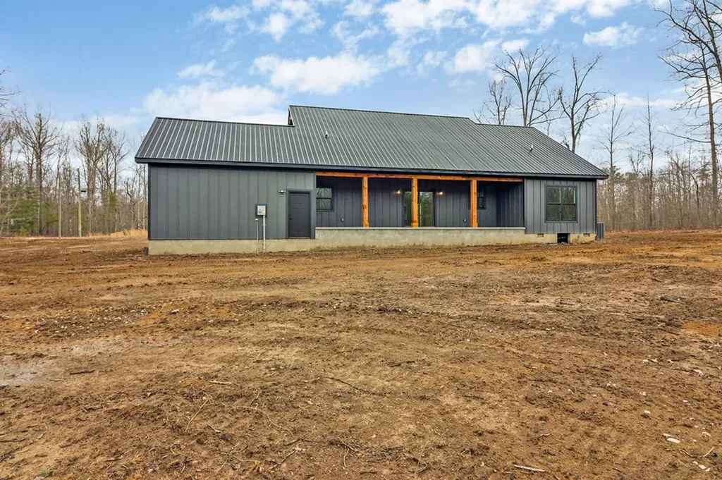 1076 Hargis Road Grimsley TN 38565