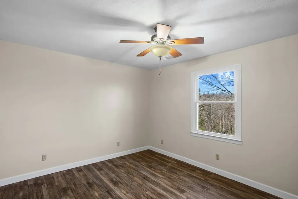 120 Dove Lane Monroe TN 38573