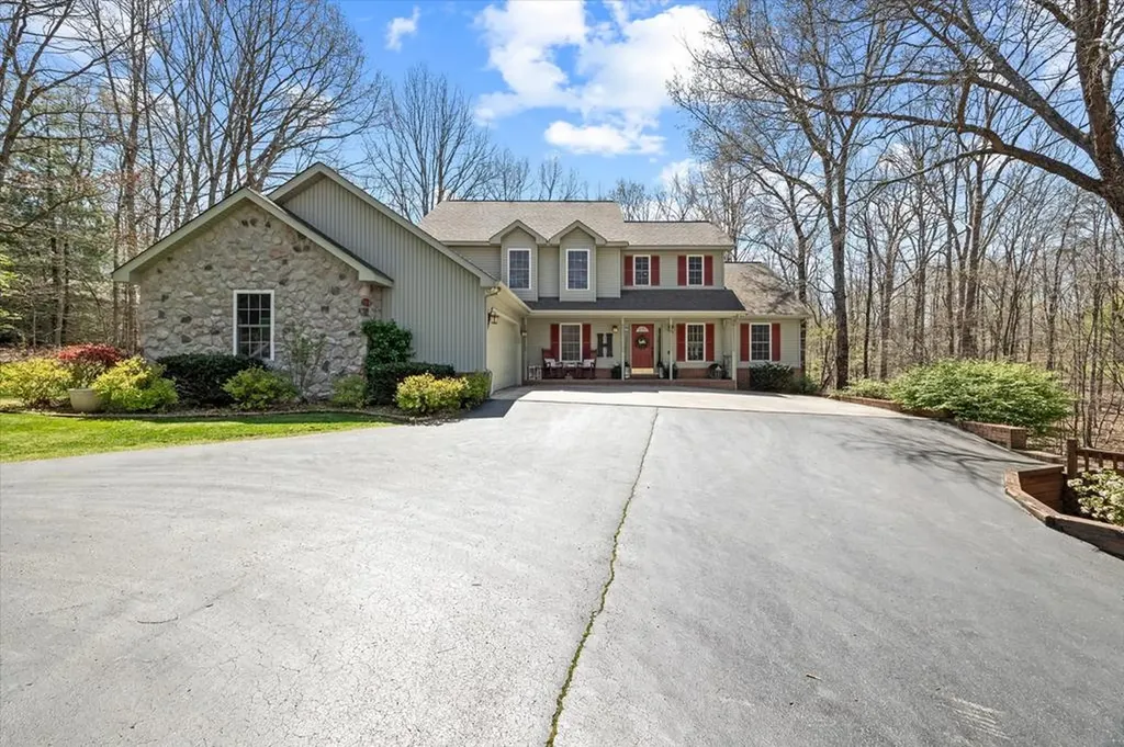 1160 Laurel Circle Crossville TN 38555