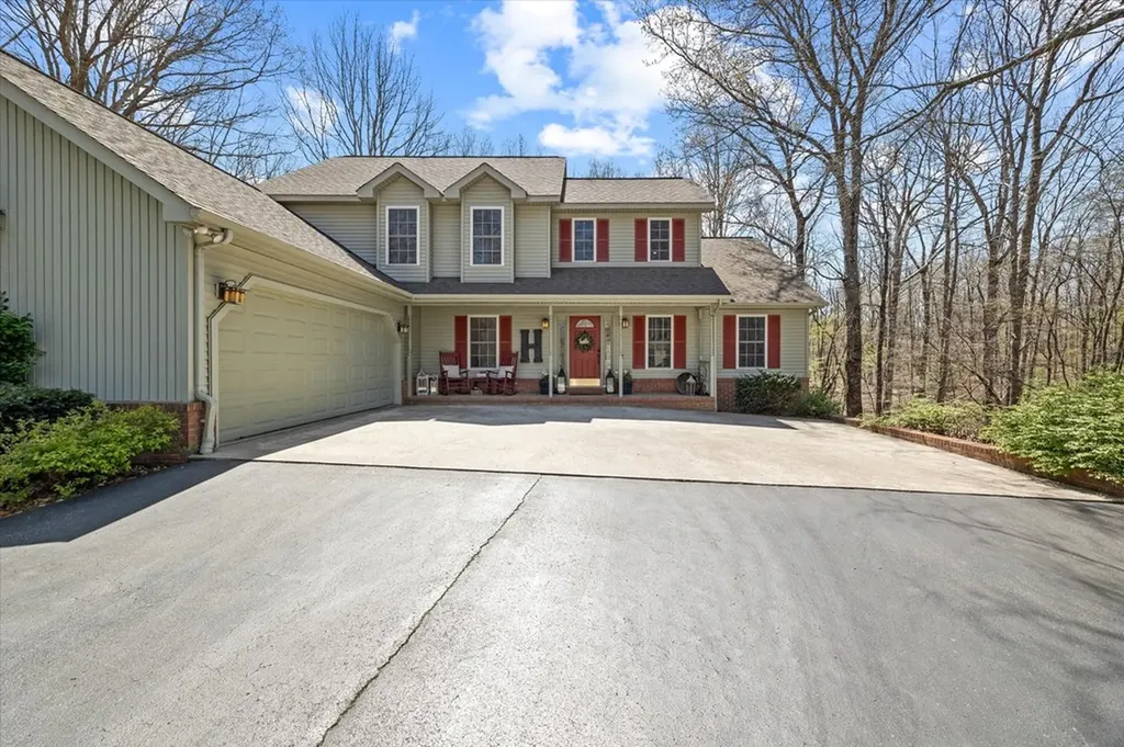 1160 Laurel Circle Crossville TN 38555