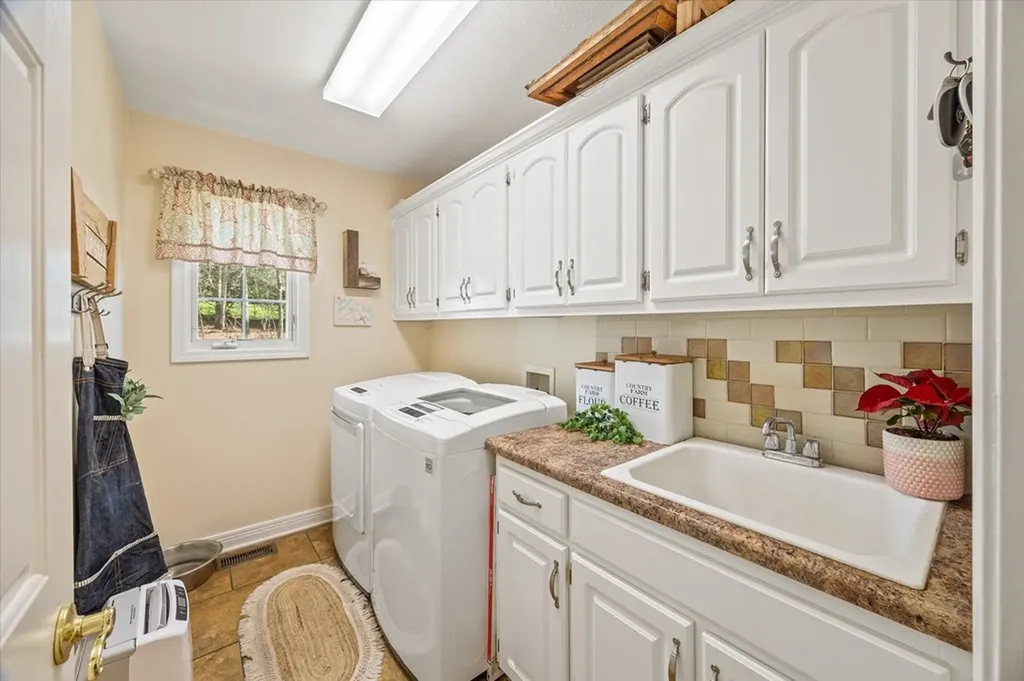 1160 Laurel Circle Crossville TN 38555