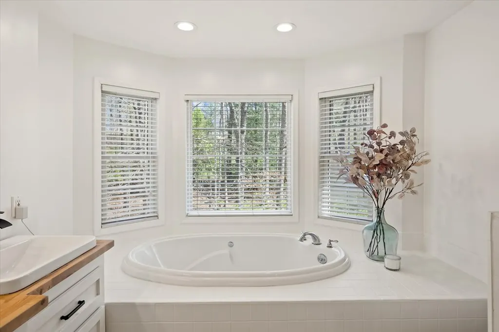 1160 Laurel Circle Crossville TN 38555