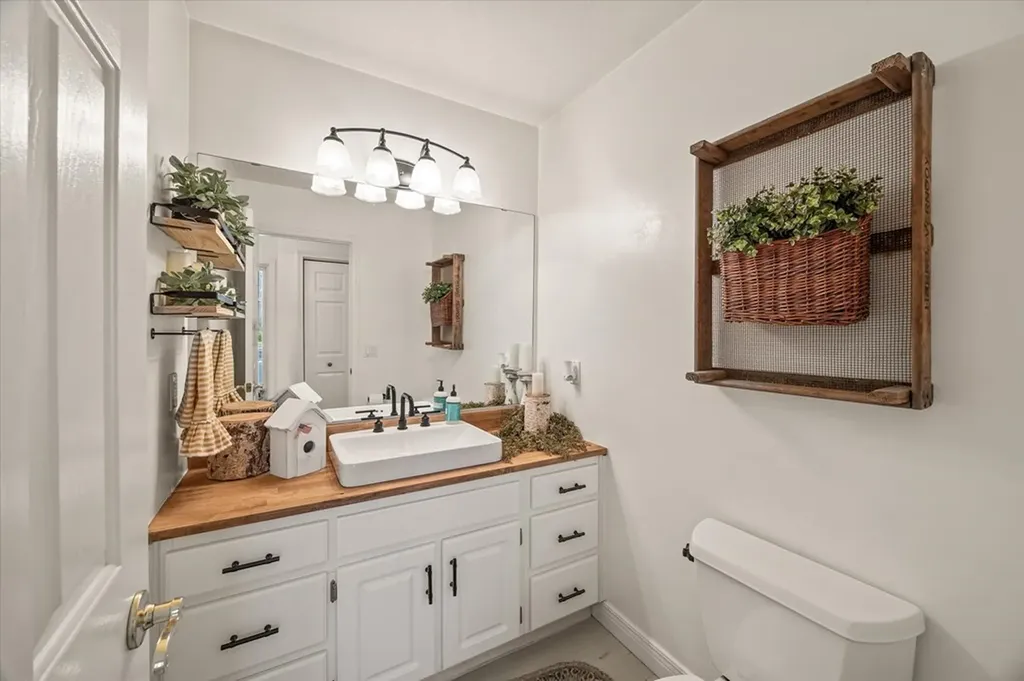 1160 Laurel Circle Crossville TN 38555