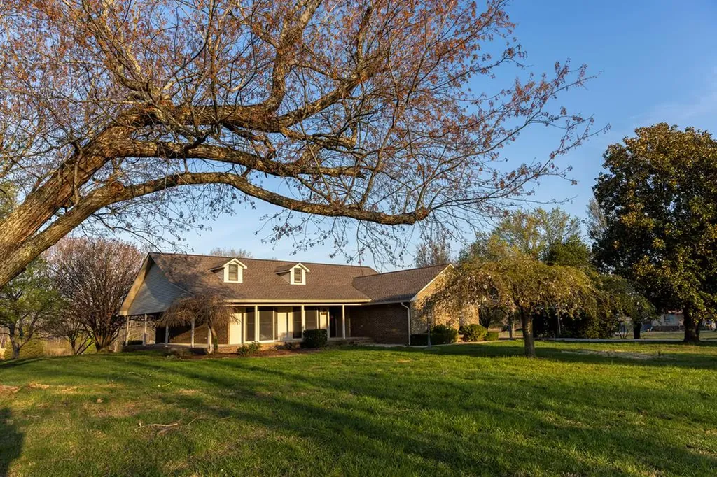 3857 Baxter Road Baxter TN 38544