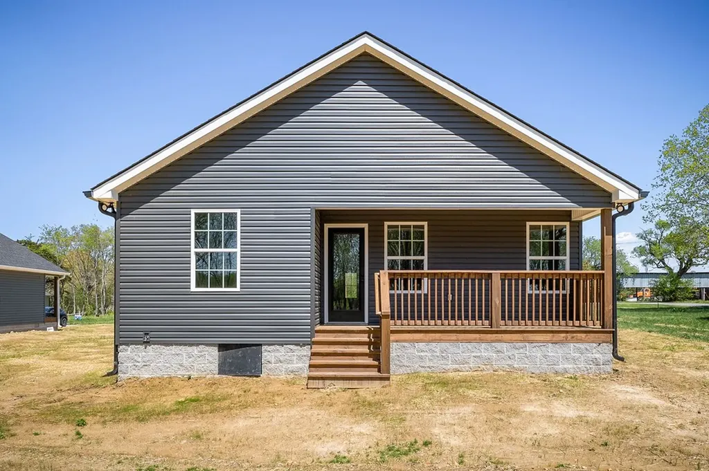 799 Smith Road Smithville TN 37166