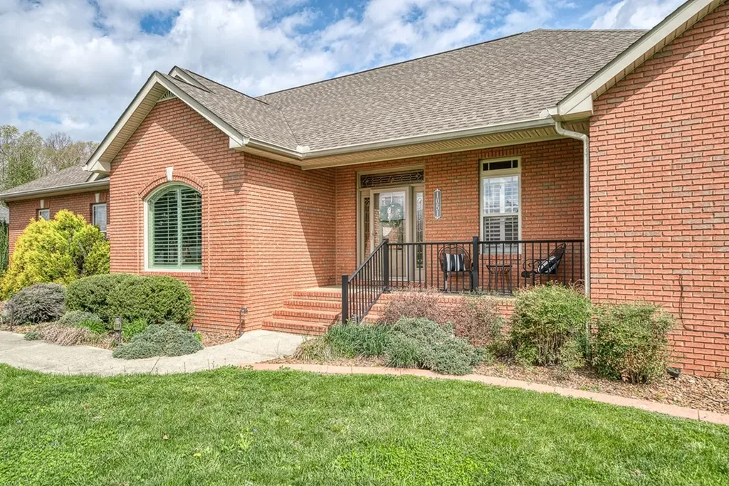 1051 Heathwood West Drive Cookeville TN 38506