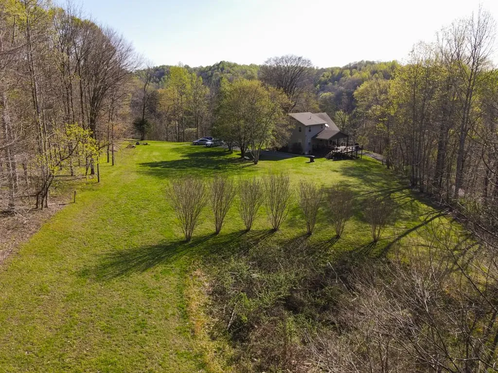 2673 Flynns Creek Road Gainesboro TN 38562