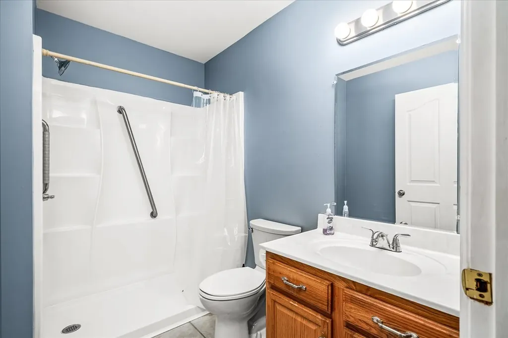 222 Valley Lane Crossville TN 38555