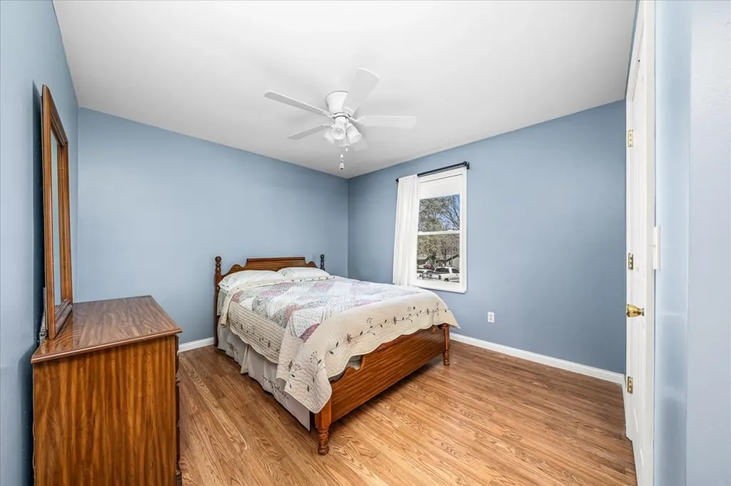 222 Valley Lane Crossville TN 38555