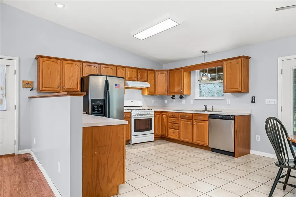 222 Valley Lane Crossville TN 38555