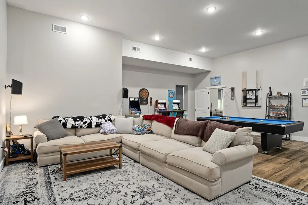 6950 Burgess Falls Road Baxter TN 38544