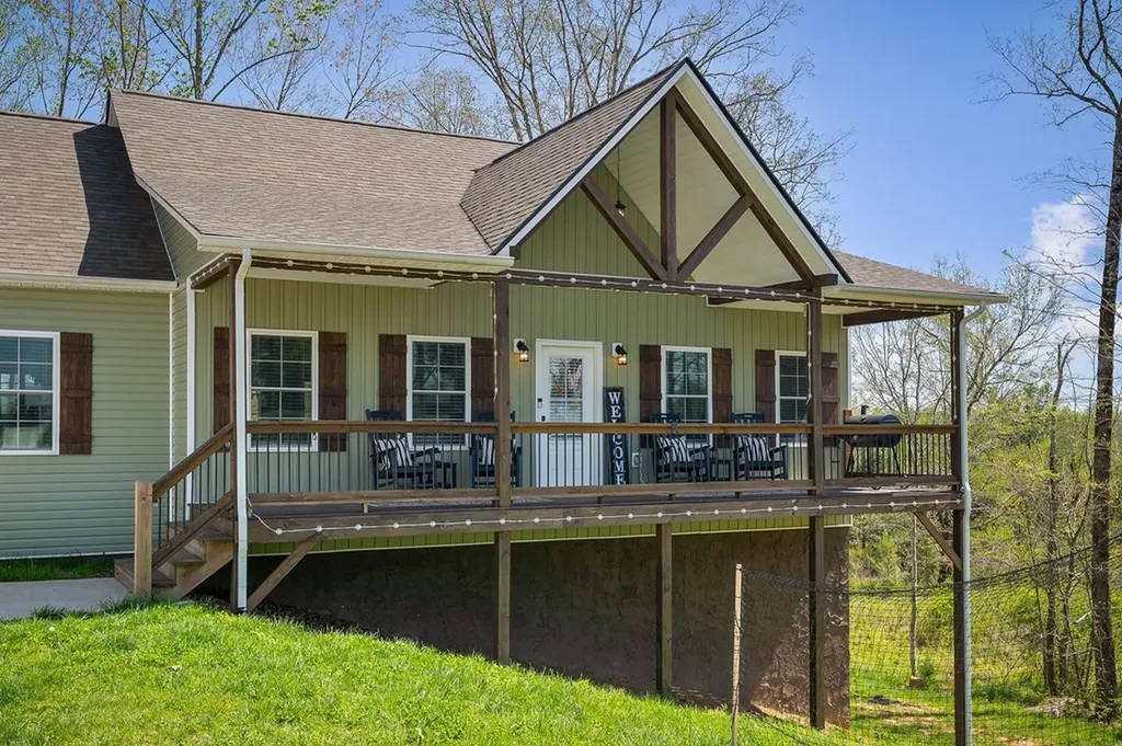 6950 Burgess Falls Road Baxter TN 38544