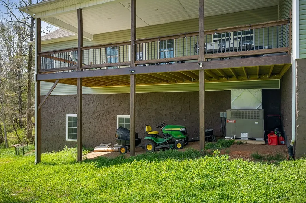 6950 Burgess Falls Road Baxter TN 38544