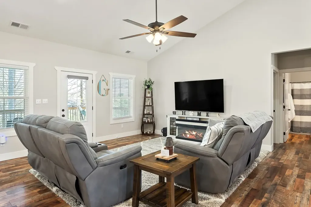 6950 Burgess Falls Road Baxter TN 38544