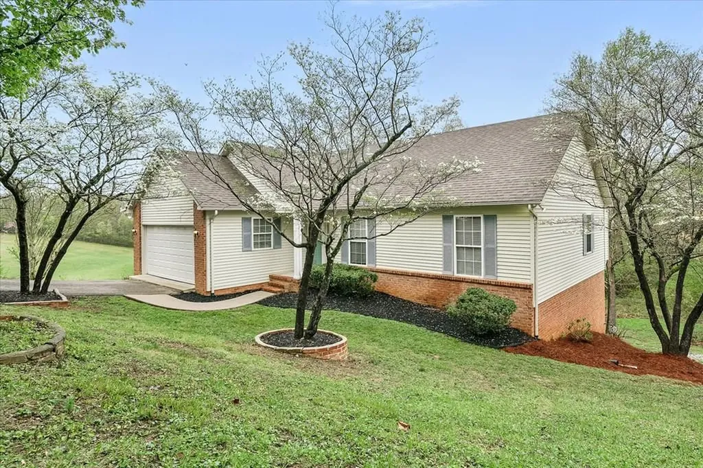 256 Buena Vista Circle Cookeville TN 38501-4447