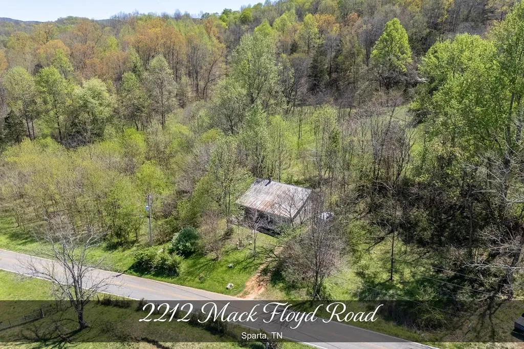 2212 Mack Floyd Road Sparta TN 38583