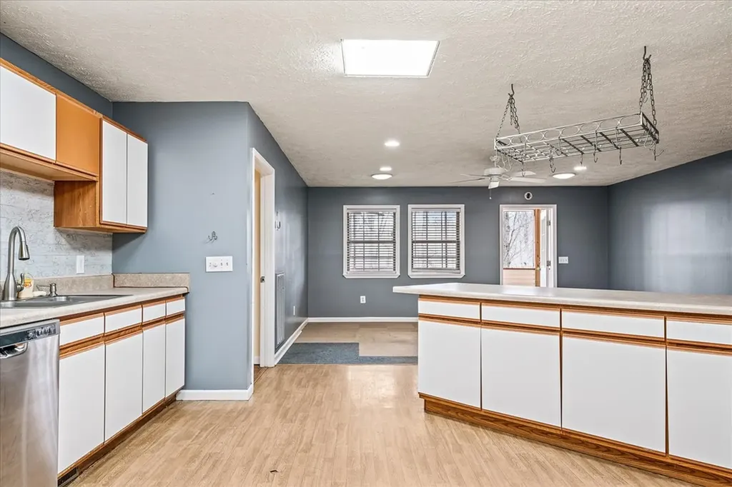 708 Poston Drive Monterey TN 38574