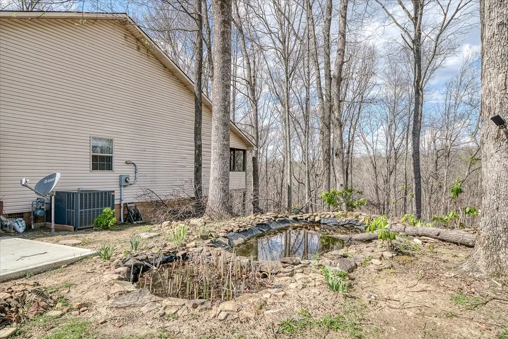 708 Poston Drive Monterey TN 38574