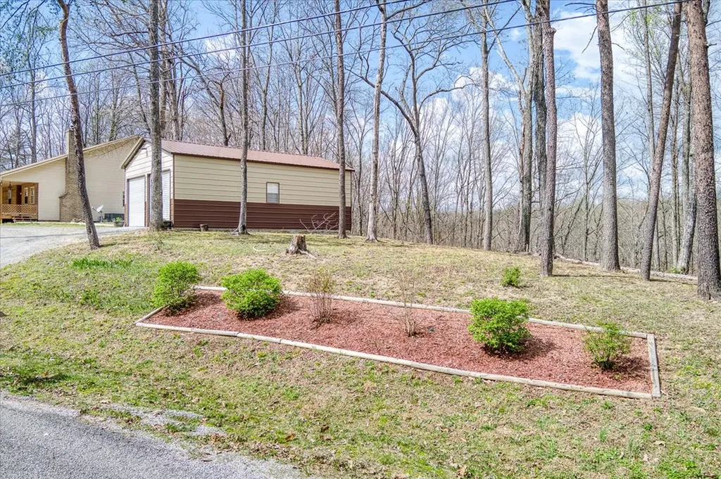 708 Poston Drive Monterey TN 38574