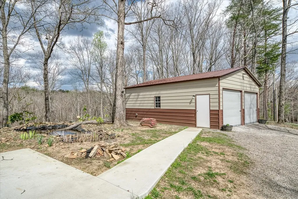 708 Poston Drive Monterey TN 38574