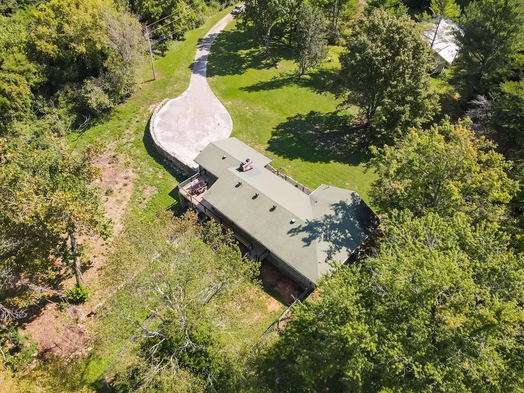 395 Church Street Spencer TN 38585