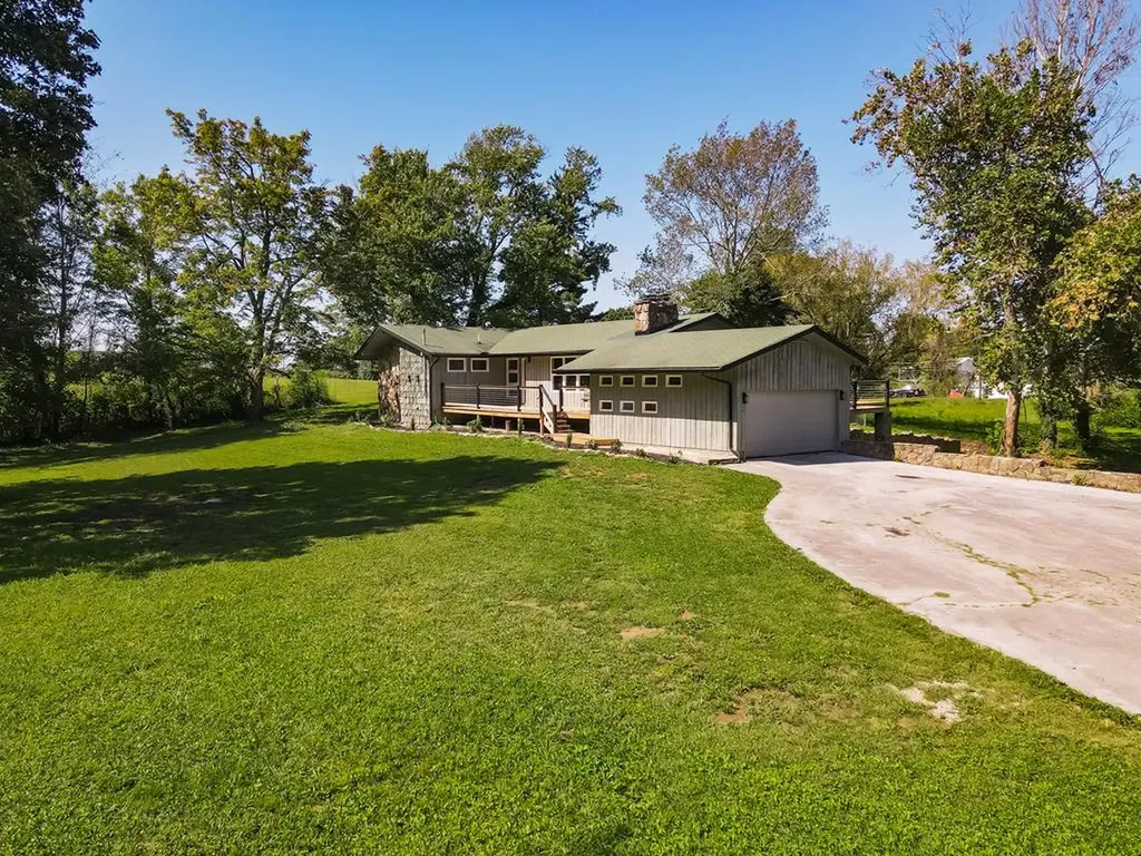 395 Church Street Spencer TN 38585