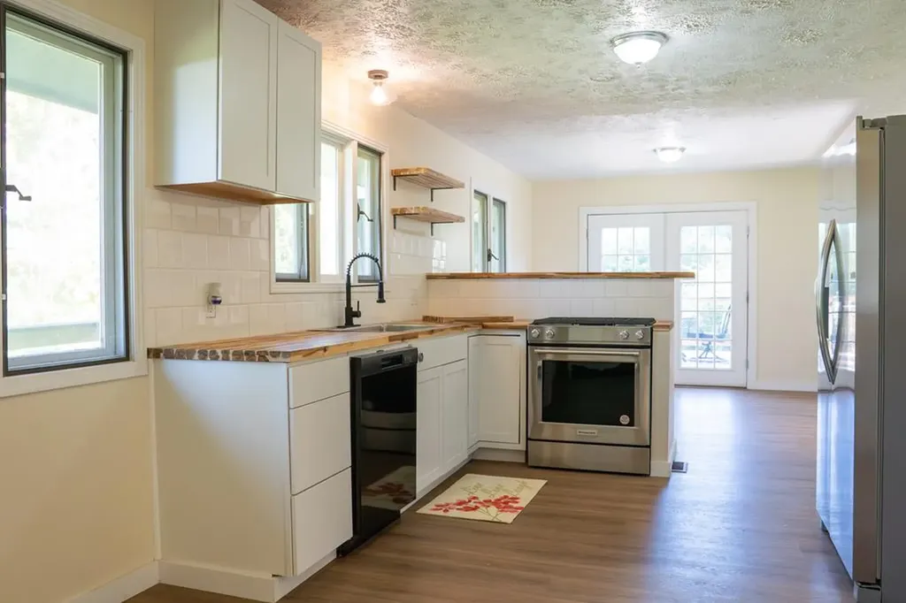 395 Church Street Spencer TN 38585